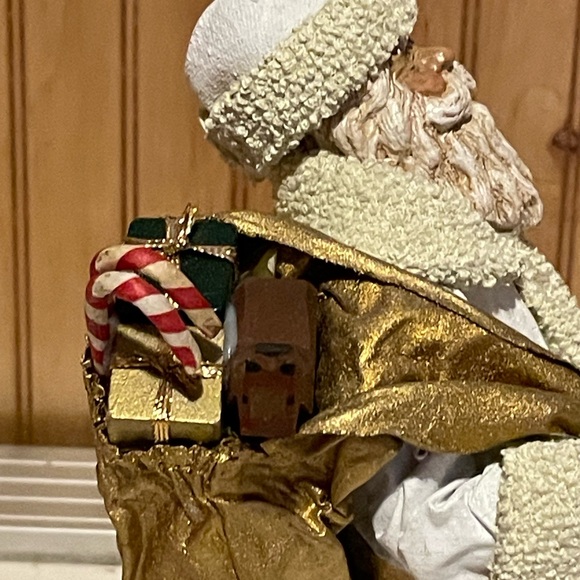 Possible Dreams Clothtiques Old World Santa  10” Tall White/Gold - Picture 4 of 8